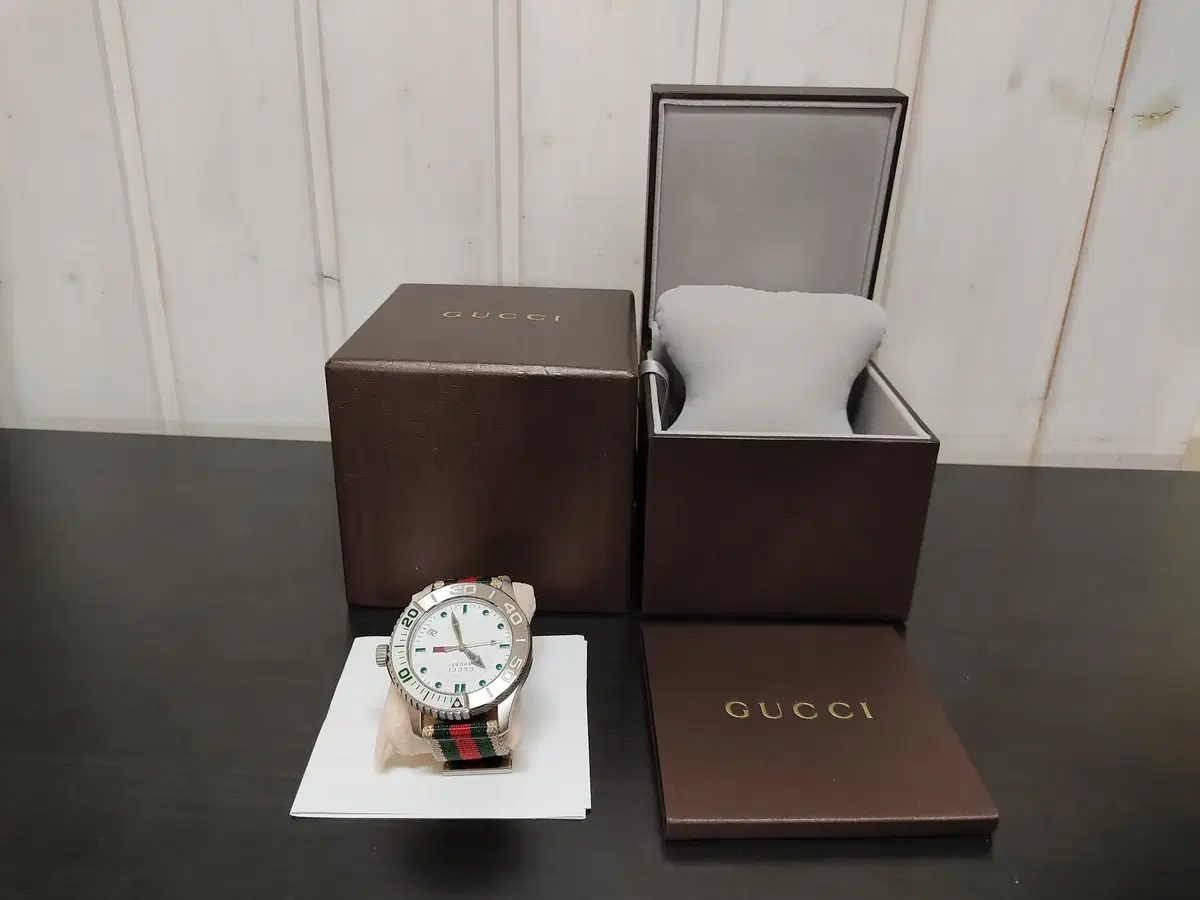 GUCCI YA126231